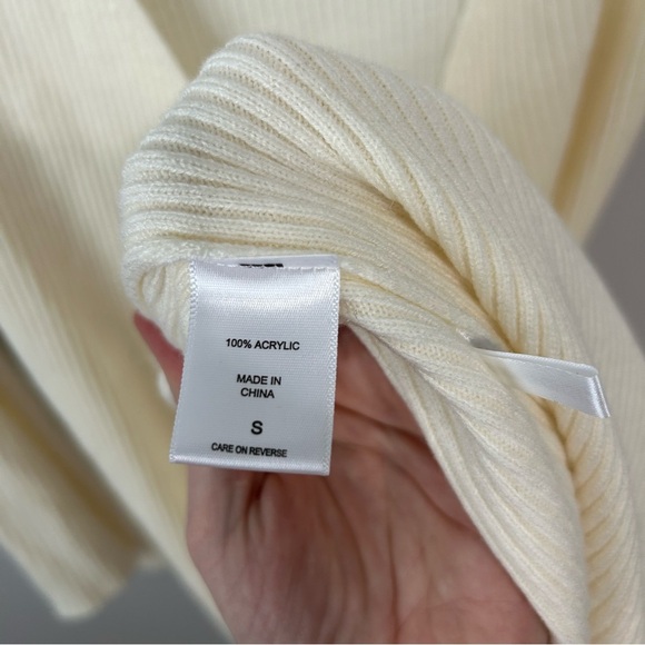 Gabrielle Union Off White Cream Sweater Wrap V-Neck Midi Dress Women’s Small - Picture 6 of 8